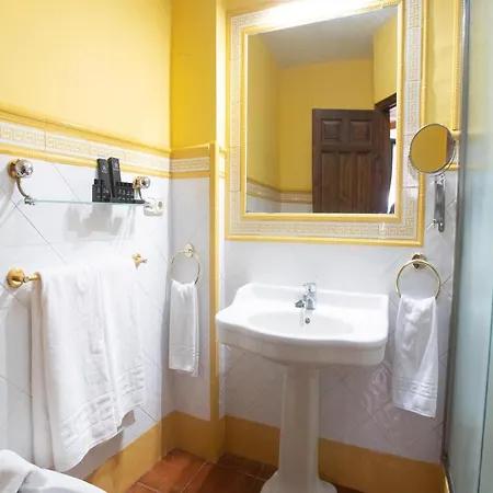 فندق Soho Boutique Palacio San Gabriel