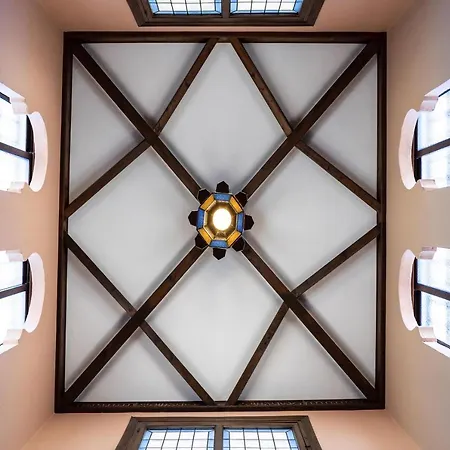 Soho Boutique Palacio San Gabriel 4*